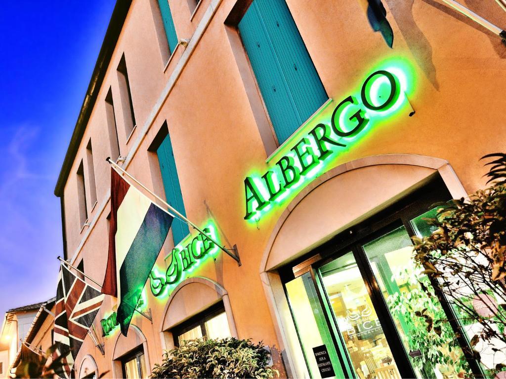 Albergo Bice Сенигаллия Экстерьер фото